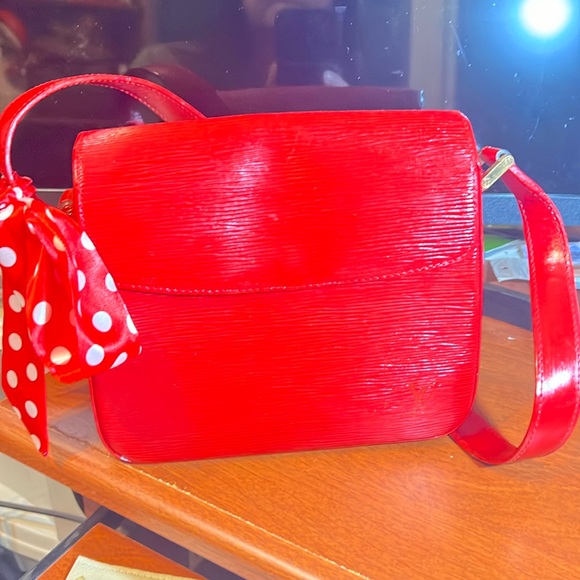 GUC Louis Vuitton Vintage Red Epi Micro Bag - Picture 1 of 8